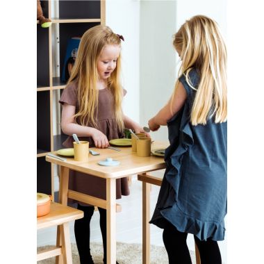 Dînette en BIOplastic DANTOY 79 pièces, 8 couverts