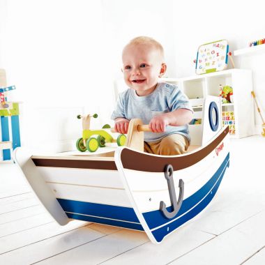 Bateau à bascule en bois