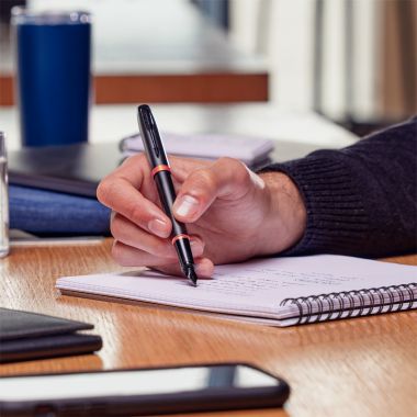 Stylo plume IM Vibrant Ring noir et orange