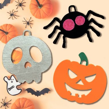 Lot de 36 suspensions Halloween en carton blanc