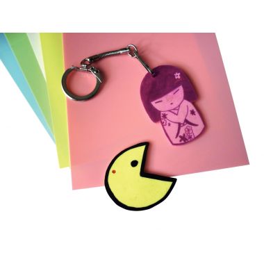 Pochette de 5 feuilles de plastique fou, coloris pastel, format L 26 x l 20 cm