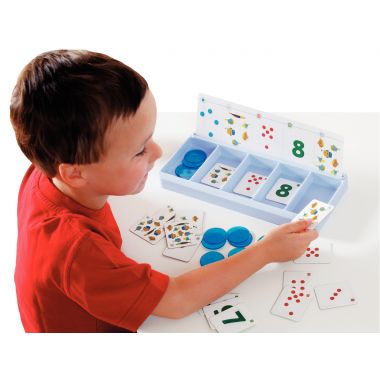 Atelier boîtes à compter niveau 2 pour 2 enfants