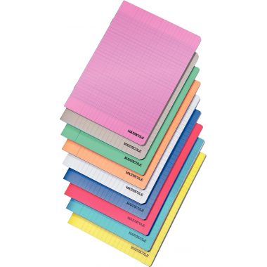 Piqûre 140 pages MAJUSCULE, format 24x32 cm, papier blanc 90g, seyès, couverture polypropylène rose