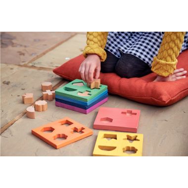 Boite de 7 plateaux + 12 formes à encastrer