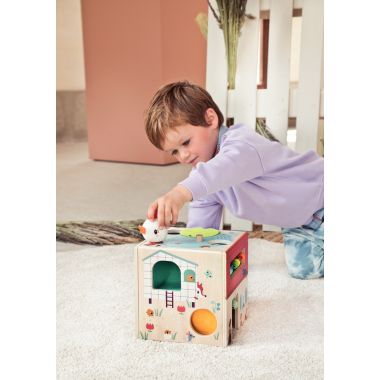Cube d'activités la ferme en bois LILLIPUTIENS