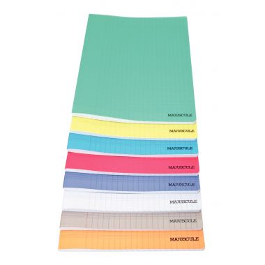Piqûre 96 pages MAJUSCULE, format A4, papier blanc 90g, seyès, couverture polypropylène bleu