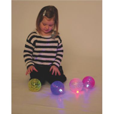 Carton de 4 balles lumineuses diamètre 10cm