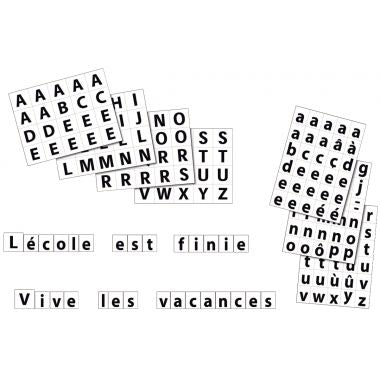 Pochette de 40 planches gommettes Alphabet sur carrés de 40mm