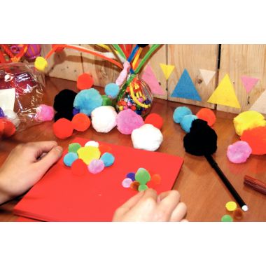 Sachet de 300 pompons tailles et couleurs assorties